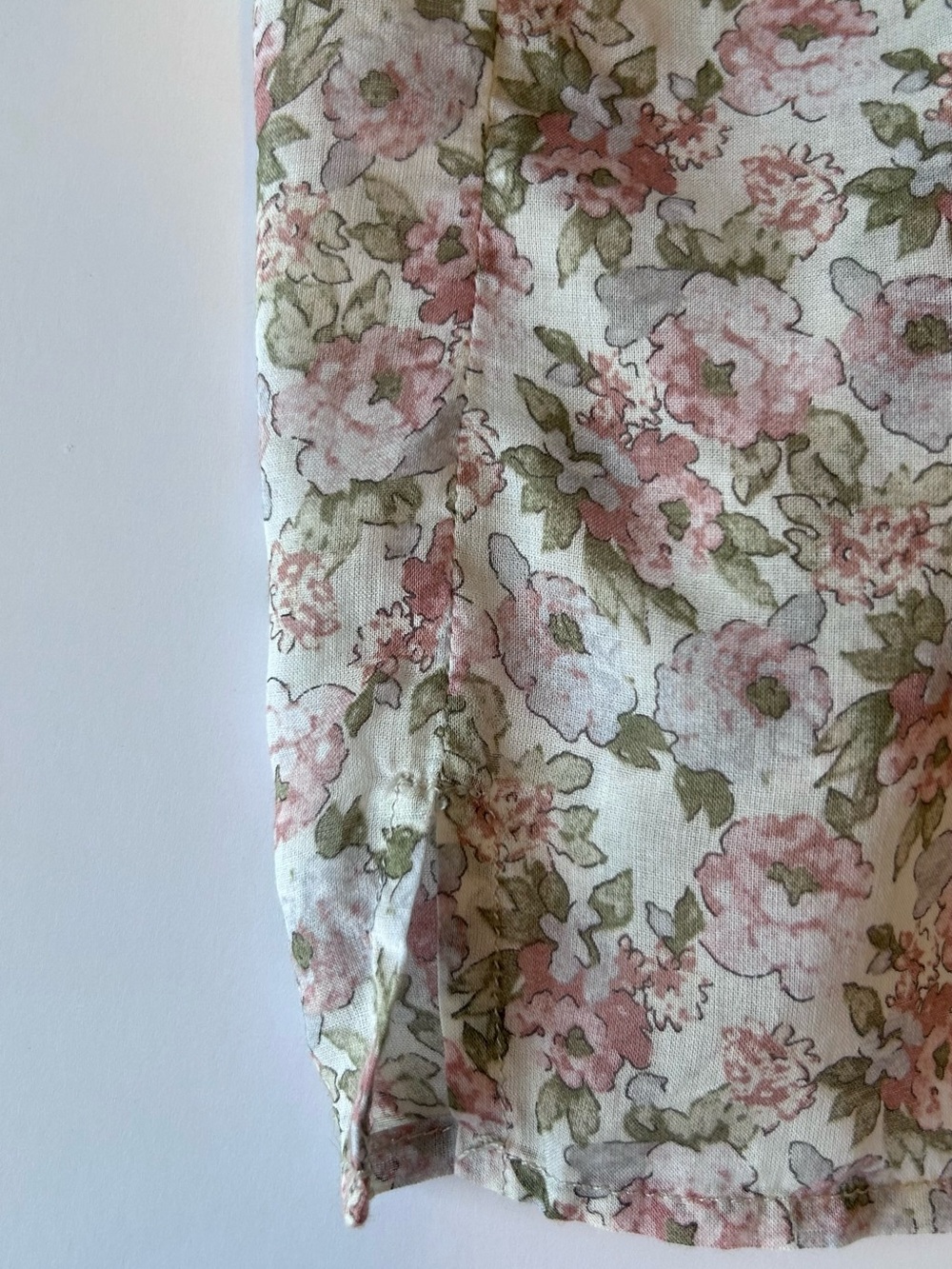 United Colors of Benetton Floral Sleeveless Blouse Button Cottagecore Medium - Picture 8 of 8